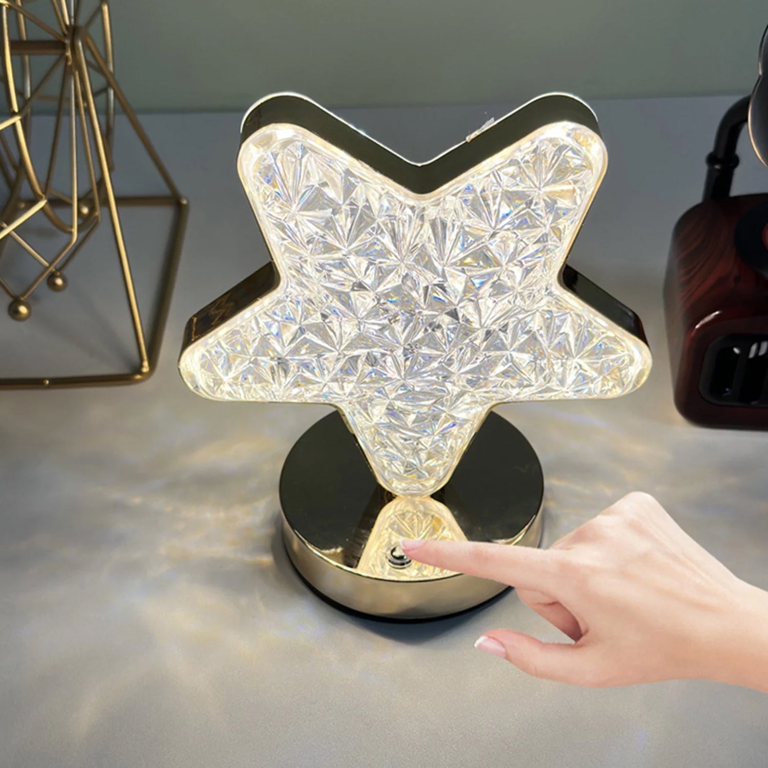 Star Shape Crystal Diamond Lamp Cordless Luxury Lamp with USB Rechargeable, 3-Way Dimmable &amp; Touch Control Decorative Nightstand Lamp for Bedroom, Living Room, Party, Restaurant Decor (1 Pc )