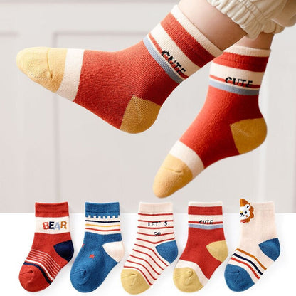 Classic socks for kids with a focus on their breathable and soft fabric, ensuring comfort