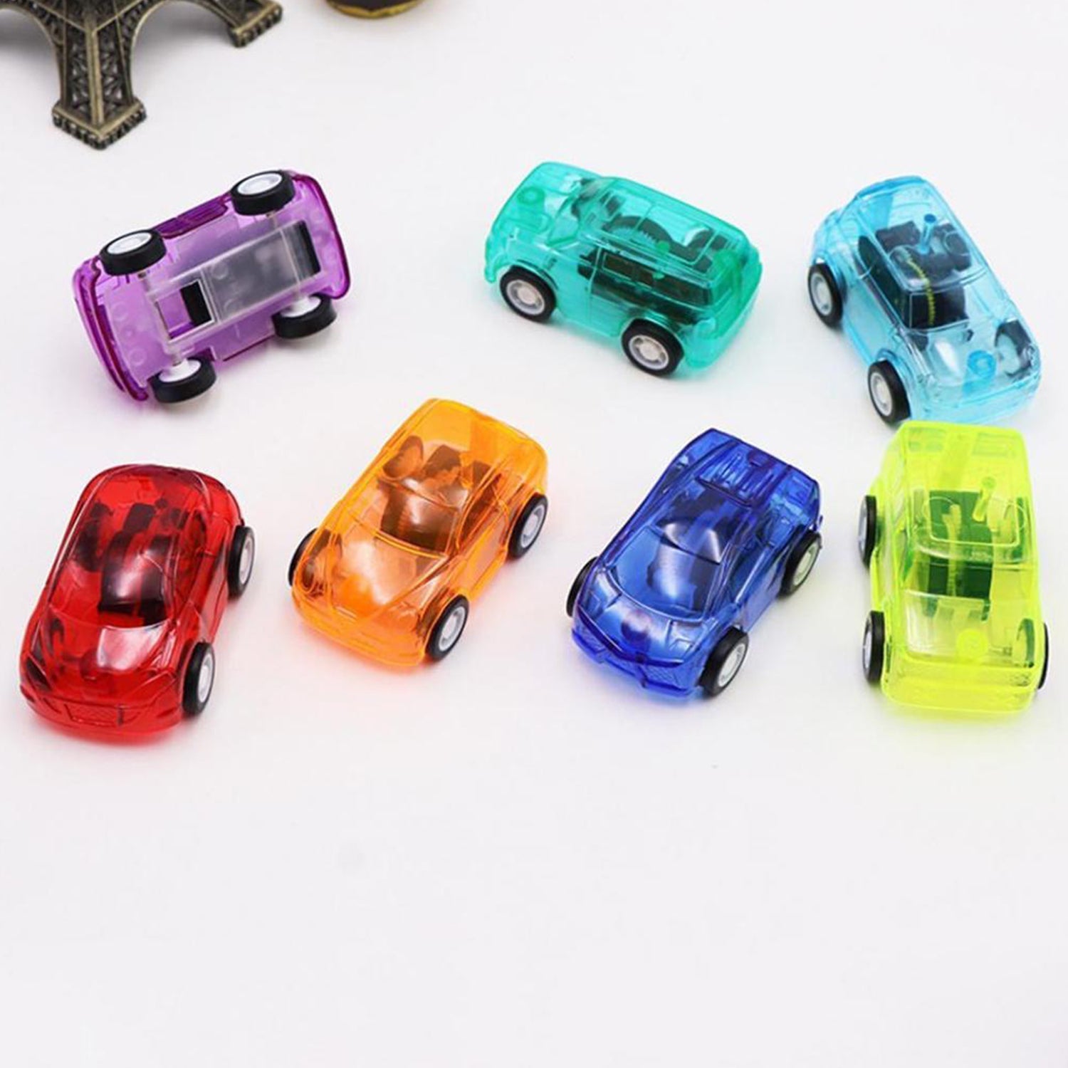 Compact pull back toy car for entertainment.