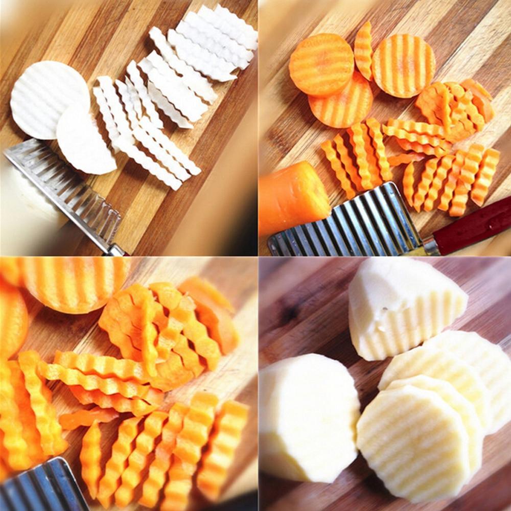 Versatile wavy blade cutter for making crinkle-cut fries and potato chips.